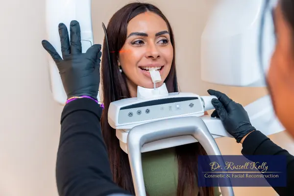 Patient in Orange, CA viewing intraoral scan image at Dr. Russell Kelly, DDS